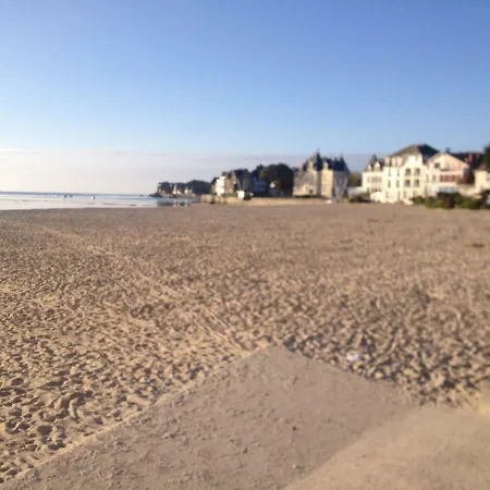 Apartment Au Calme Du Bois Du Pouliguen Et Port A Pied *